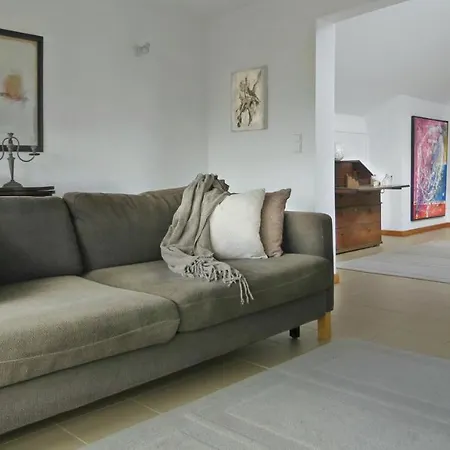 Casa Do O - Local * Tábua