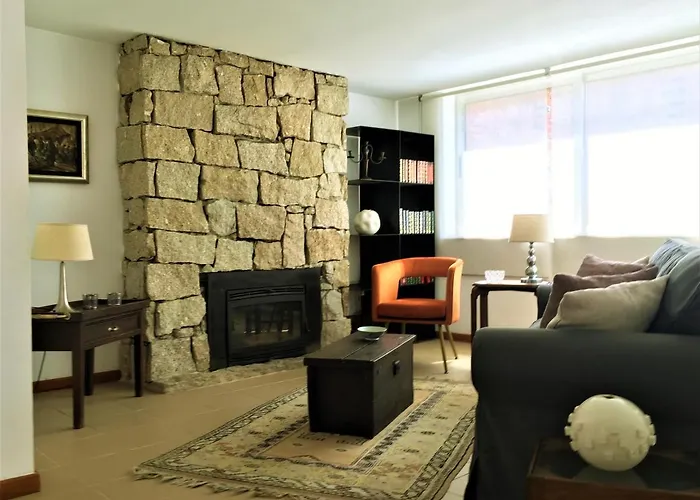 別荘 Casa Do O - Local Tábua