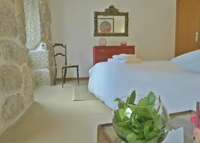 Casa Do O - Local Tábua